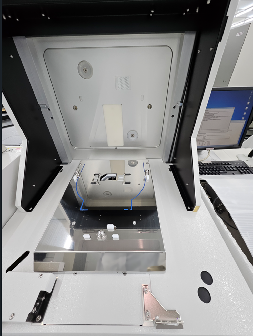 Photo Used ADVANTEST T 2000 For Sale