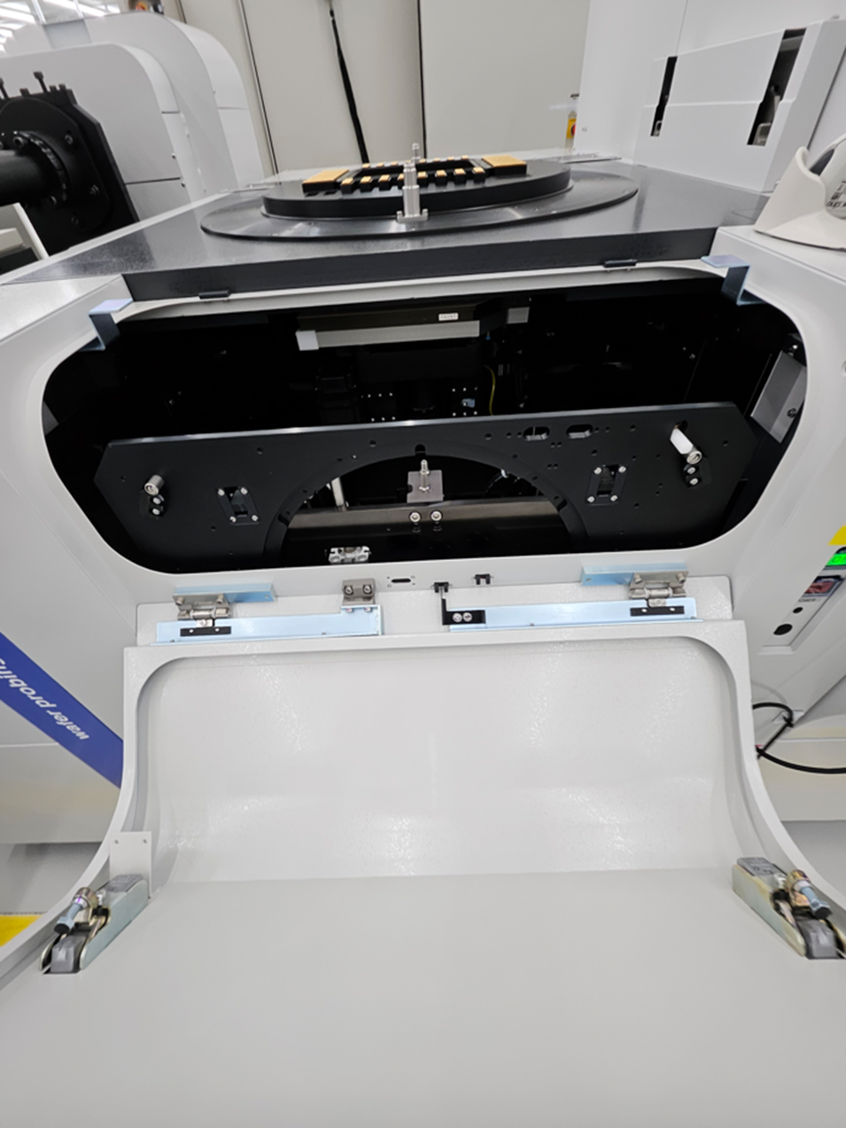 Photo Used ADVANTEST T 2000 For Sale