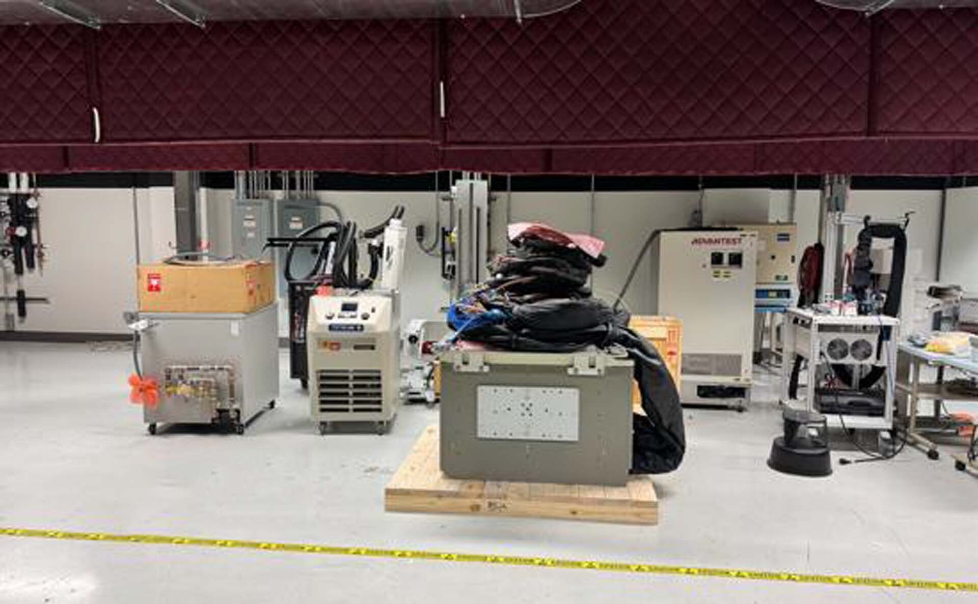 Photo Used ADVANTEST T 2000LS For Sale