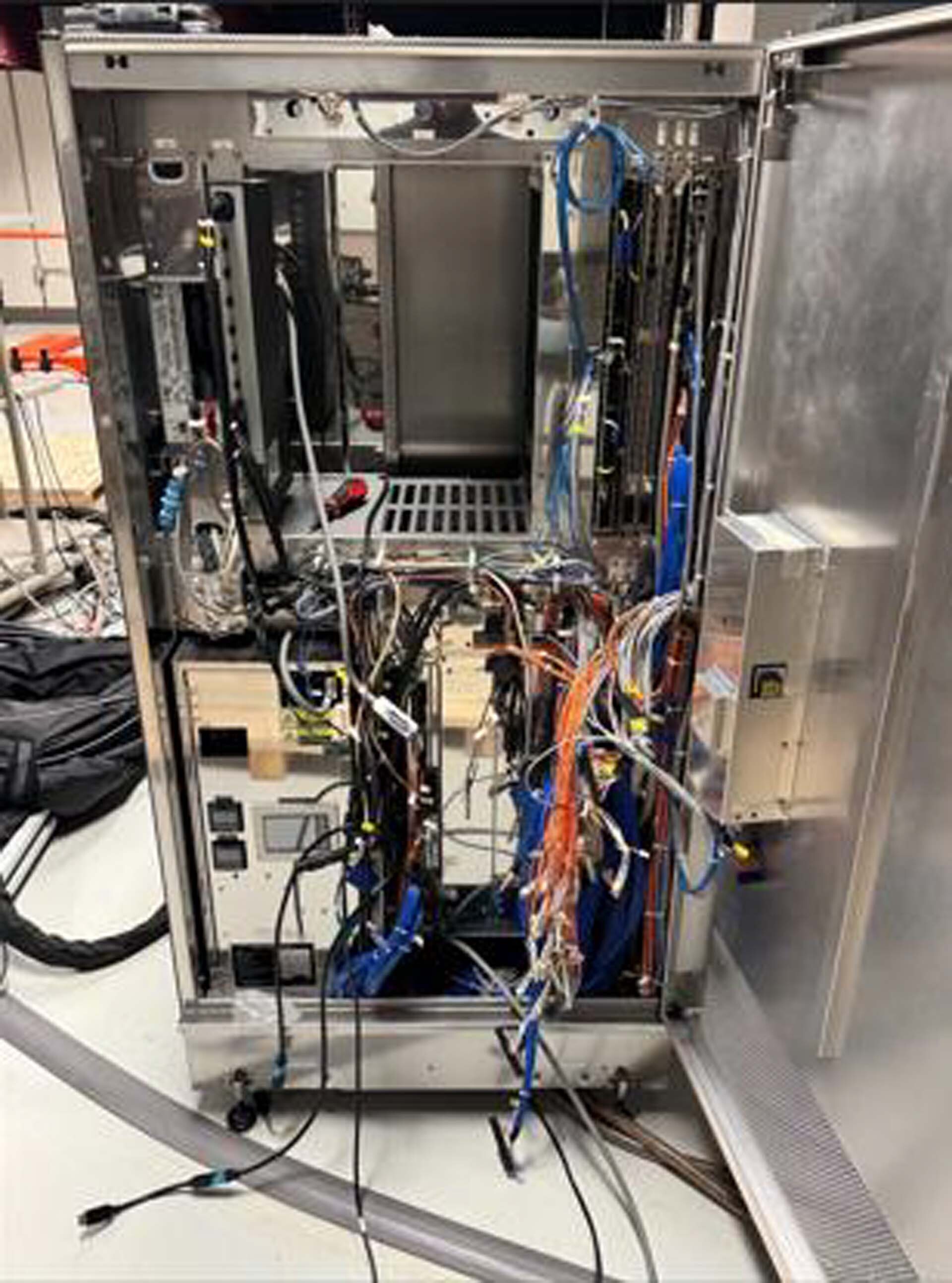 Photo Used ADVANTEST T 2000LS For Sale