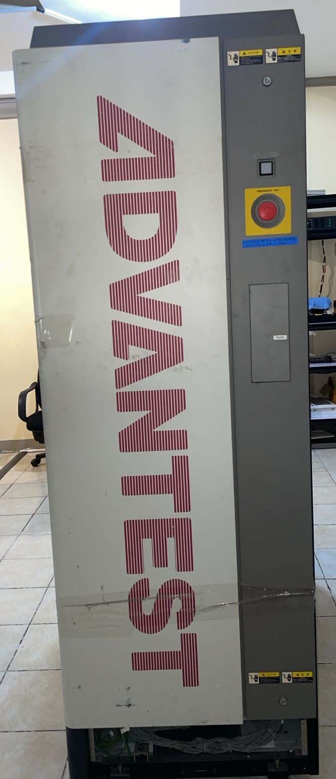 사진 사용됨 ADVANTEST T 5585 판매용