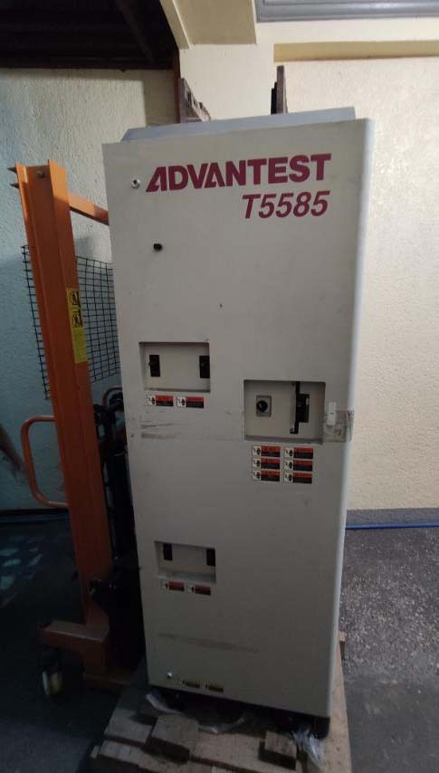 사진 사용됨 ADVANTEST T 5585 판매용