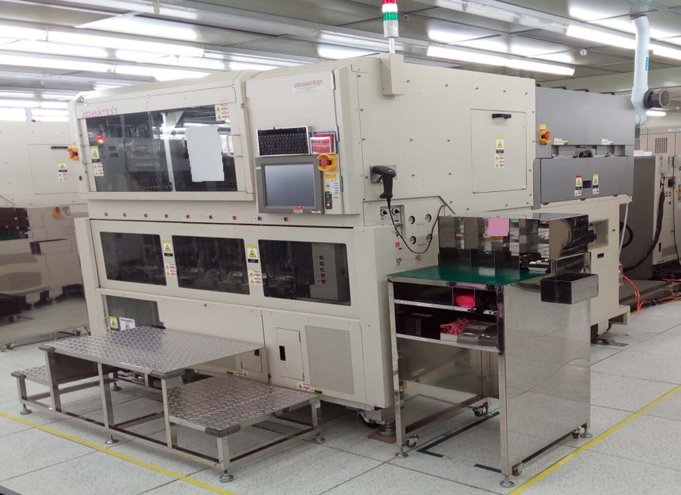 图为 已使用的 ADVANTEST T 5832 / T 5833 待售