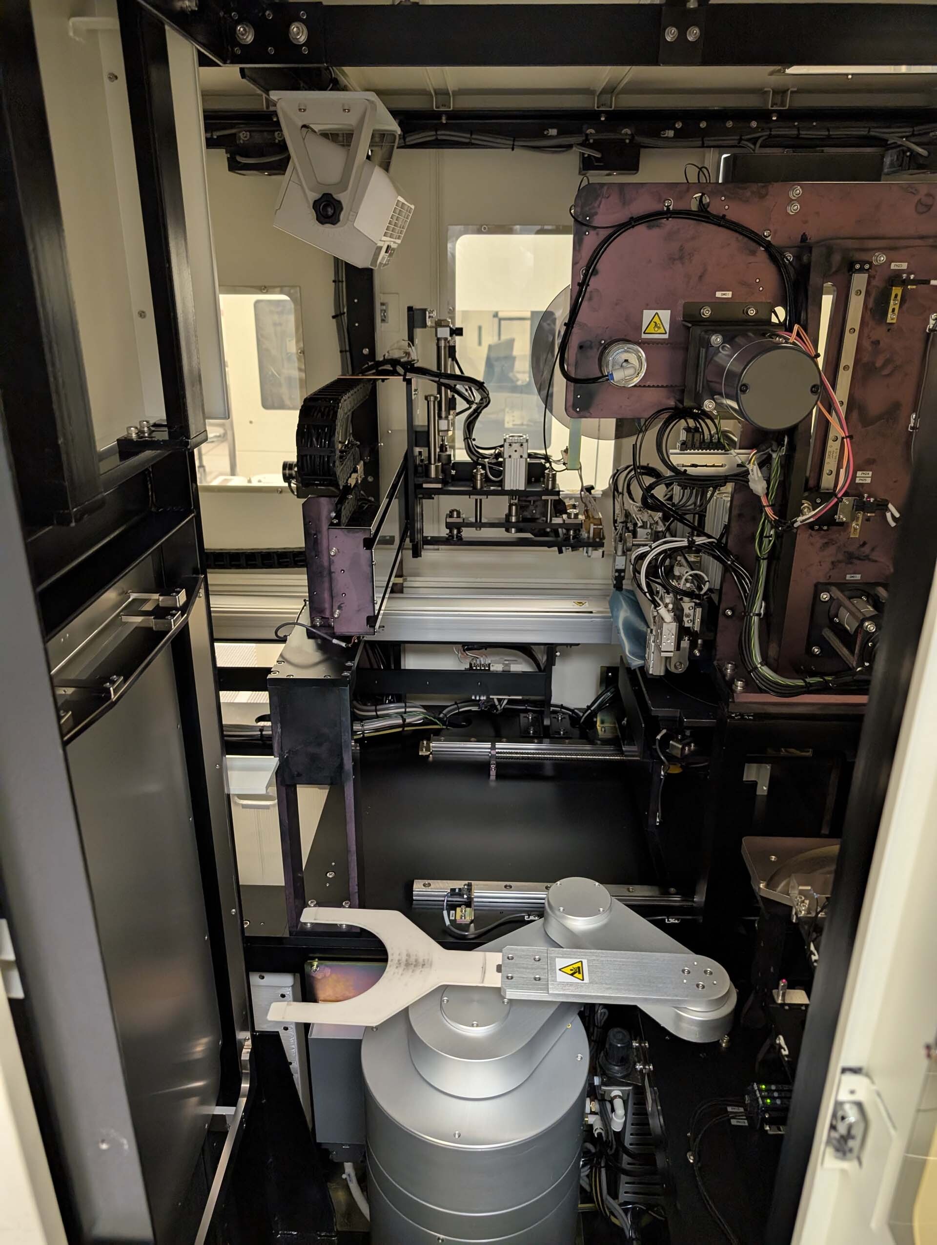 Photo Utilisé ADWILL / LINTEC RAD 3500 F/12 À vendre