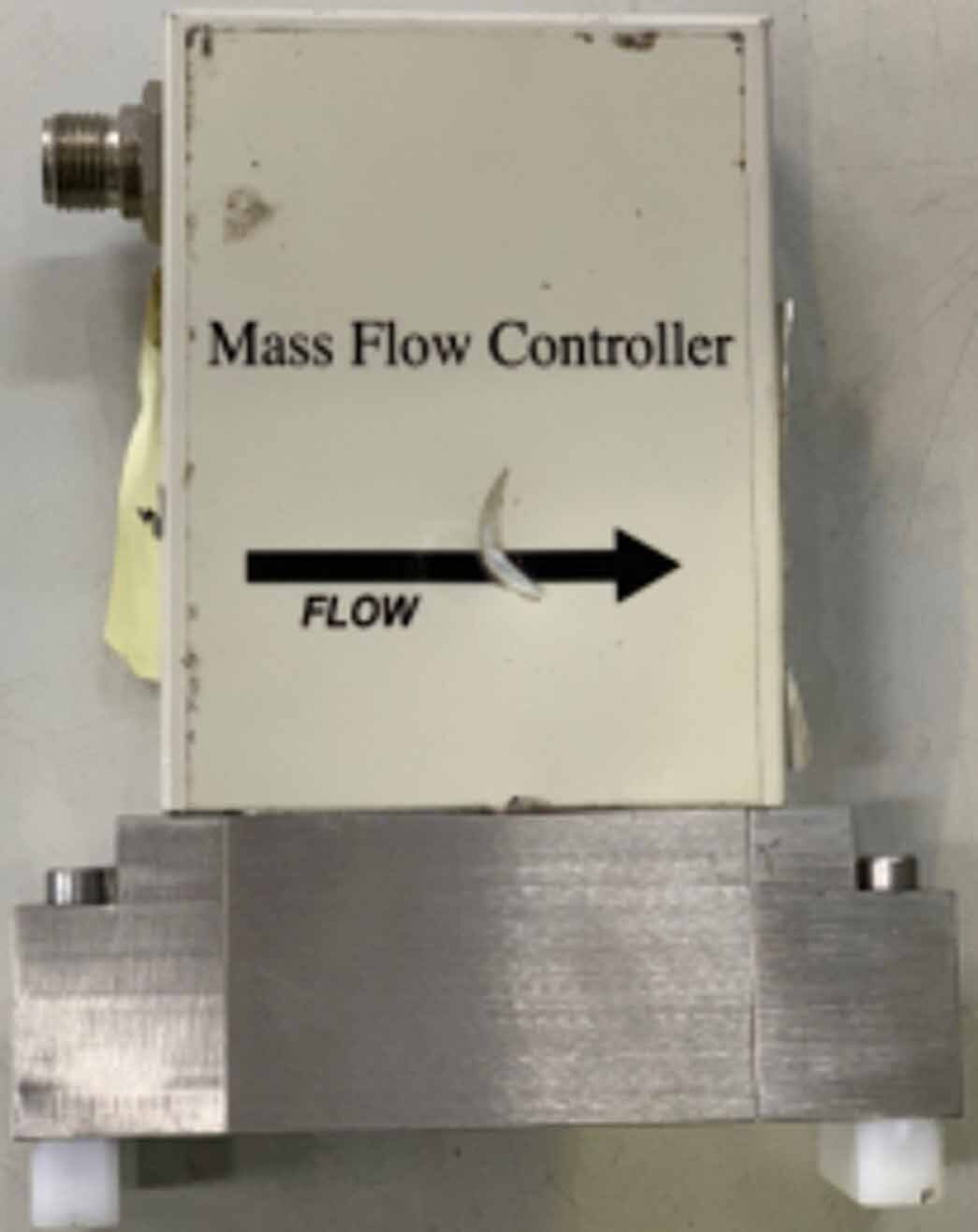 图为 已使用的 AERA Lot of mass flow controllers 待售