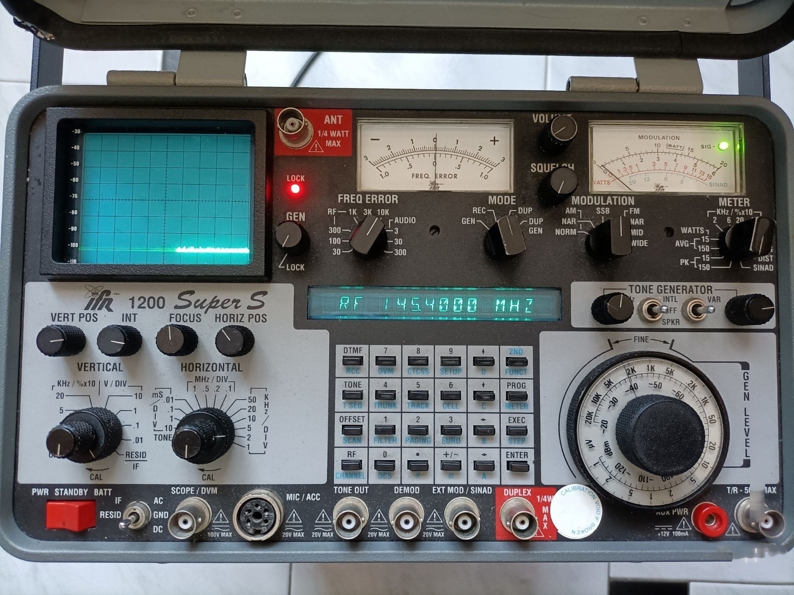图为 已使用的 AEROFLEX IFR 1200 SUPER S 待售