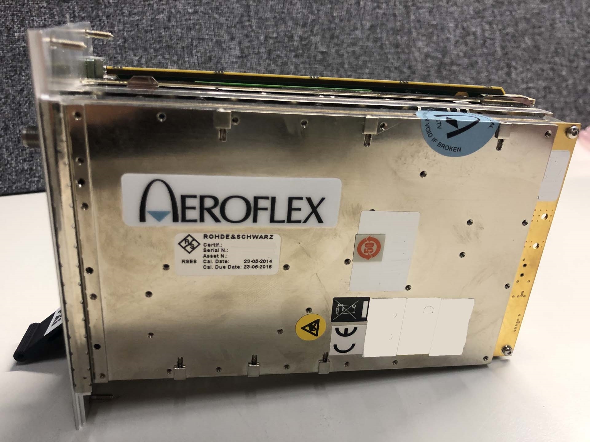 图为 已使用的 AEROFLEX / IFR 3035C 待售