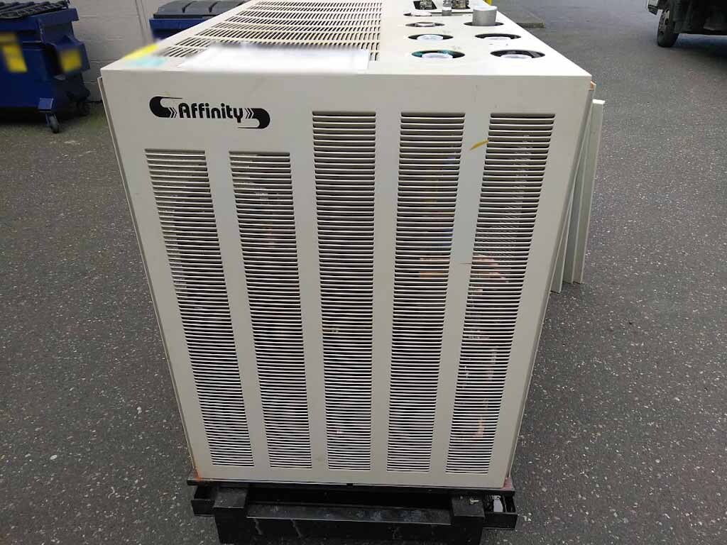 Photo Used AFFINITY CWA-200L-HE-3LP For Sale