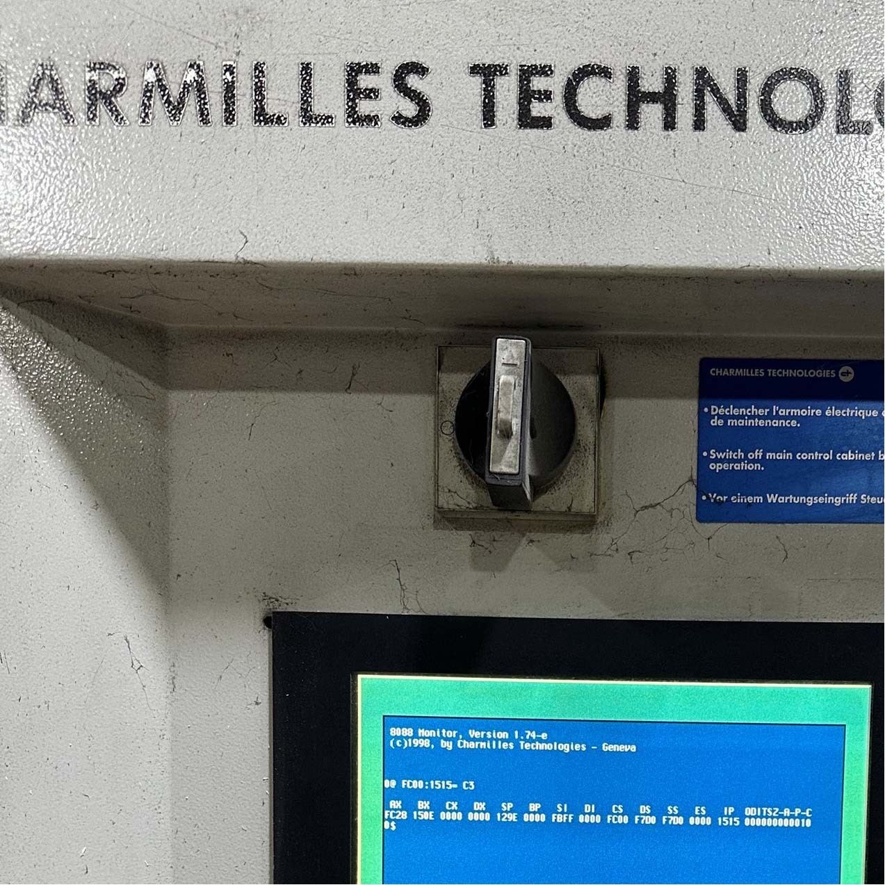 Photo Utilisé AGIE / CHARMILLES Roboform 22 À vendre