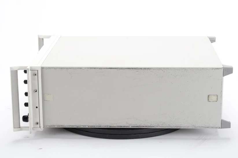 フォト（写真） 使用される AGILENT / HEWLETT-PACKARD / KEYSIGHT E8257D 販売のために