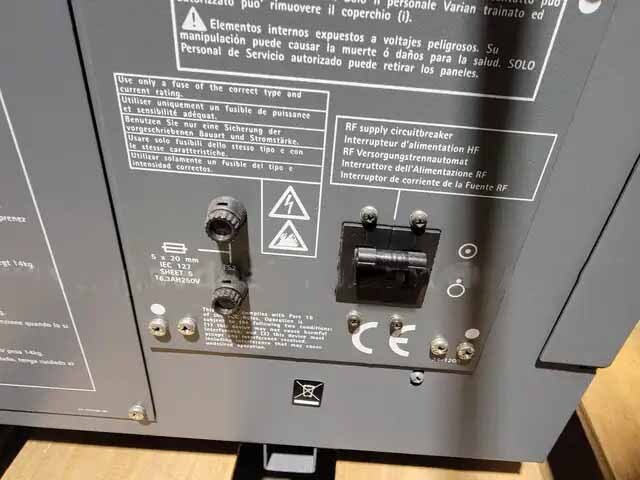 사진 사용됨 AGILENT / HP / HEWLETT-PACKARD / KEYSIGHT / VARIAN 715-ES 판매용