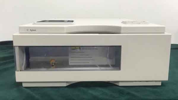 사진 사용됨 AGILENT / HP / HEWLETT-PACKARD / KEYSIGHT 1100 Series G1330B 판매용