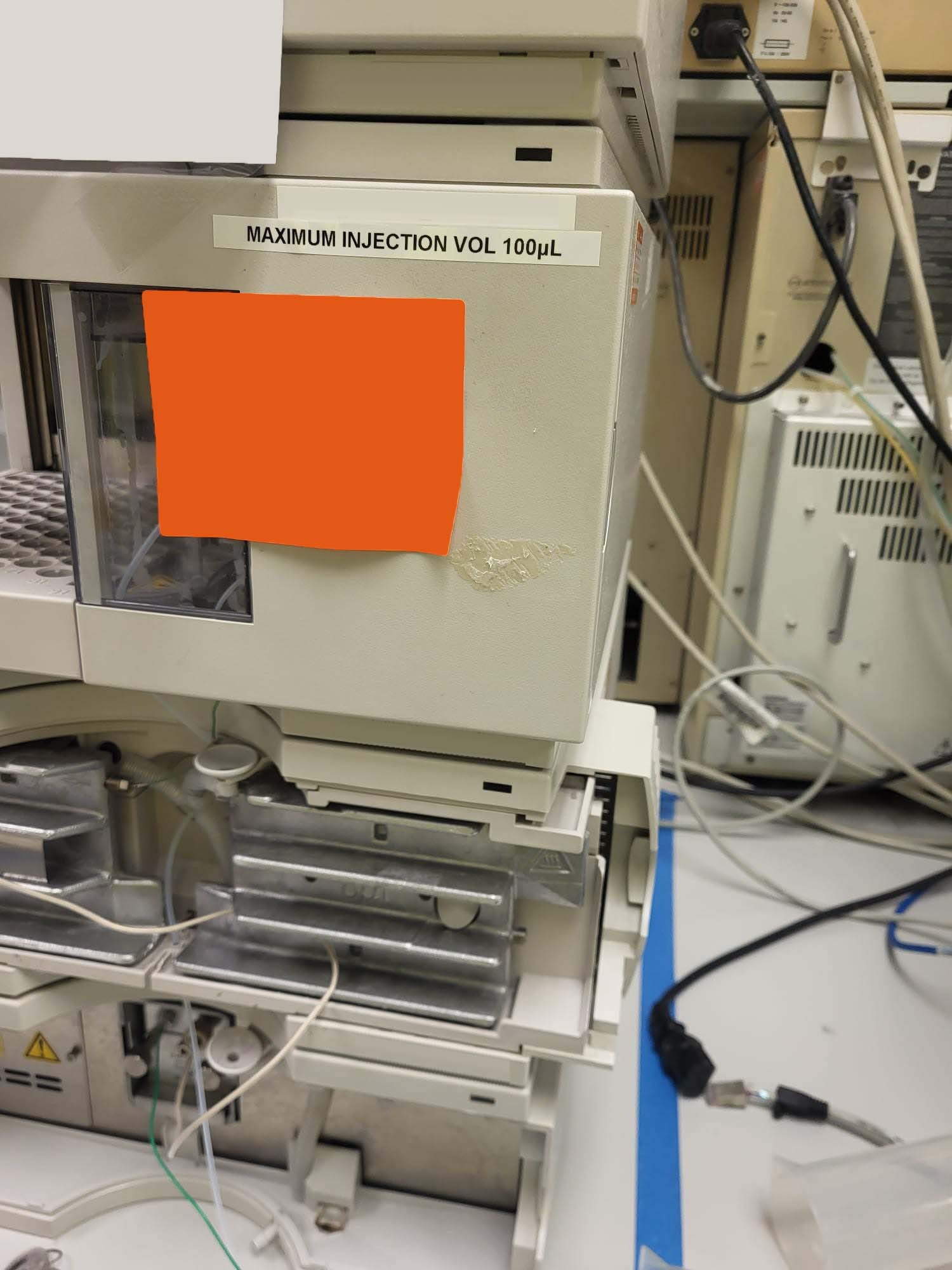フォト（写真） 使用される AGILENT / HP / HEWLETT-PACKARD / KEYSIGHT 1100 Series 販売のために