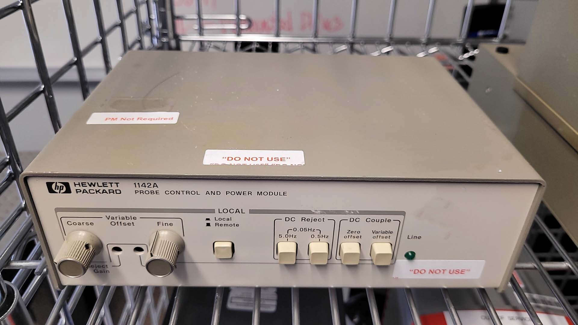 Photo Used AGILENT / HP / HEWLETT-PACKARD / KEYSIGHT 1142A For Sale