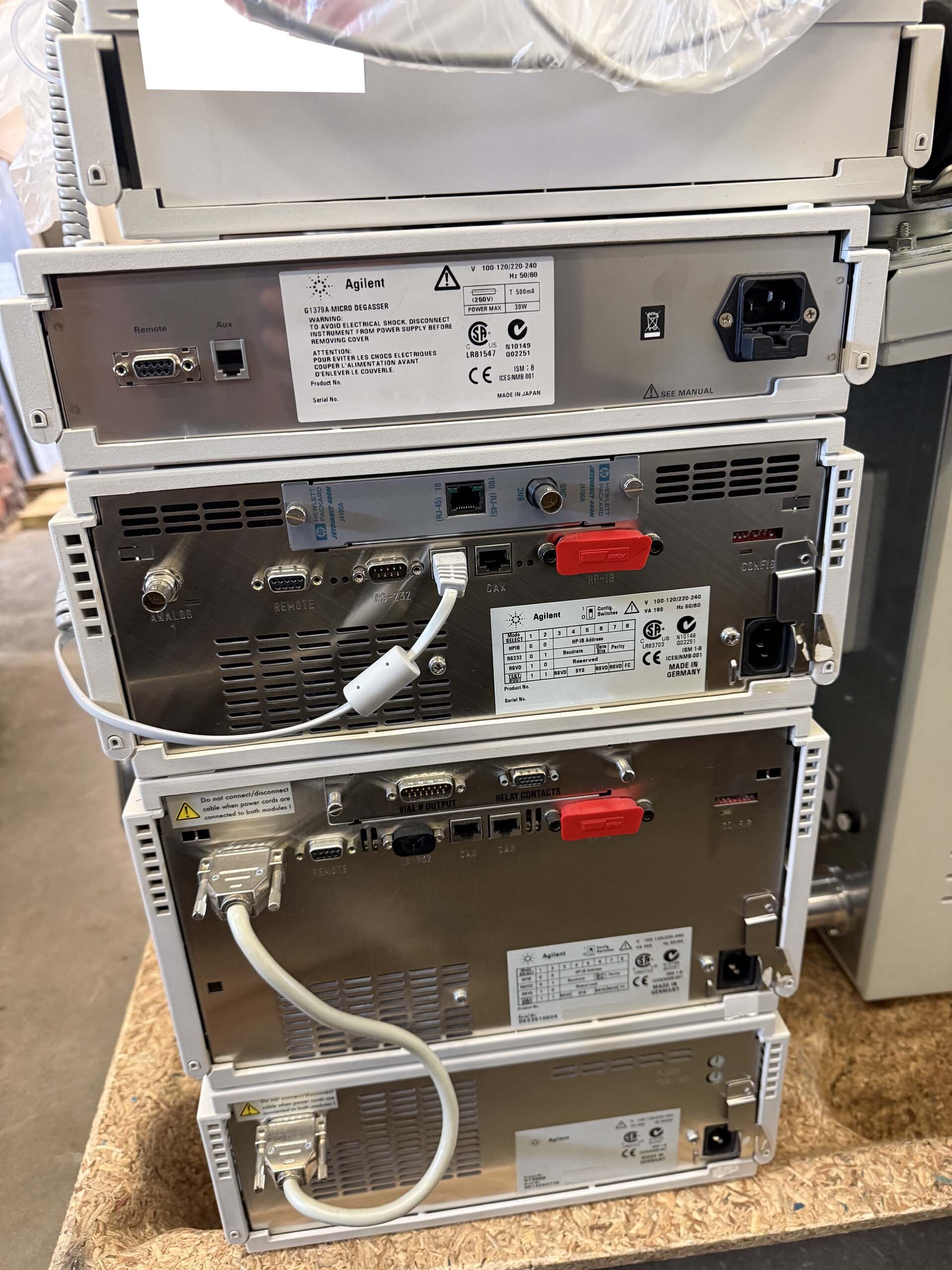 Photo Used AGILENT / HP / HEWLETT-PACKARD / KEYSIGHT 1200 / 1100 Series For Sale