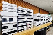 Foto Verwendet AGILENT / HP / HEWLETT-PACKARD / KEYSIGHT 1200 Series Zum Verkauf