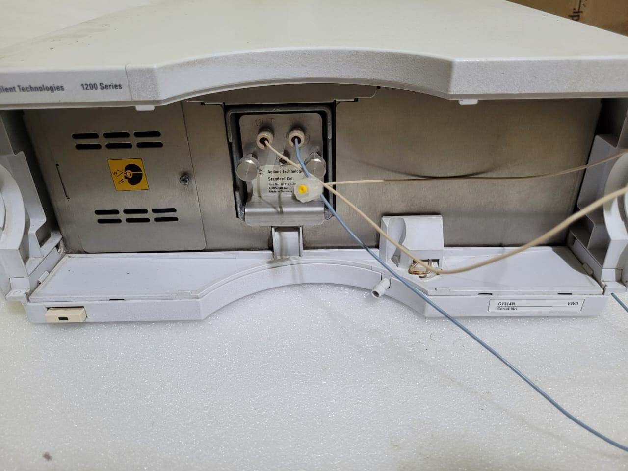 Photo Used AGILENT / HP / HEWLETT-PACKARD / KEYSIGHT 1200 For Sale