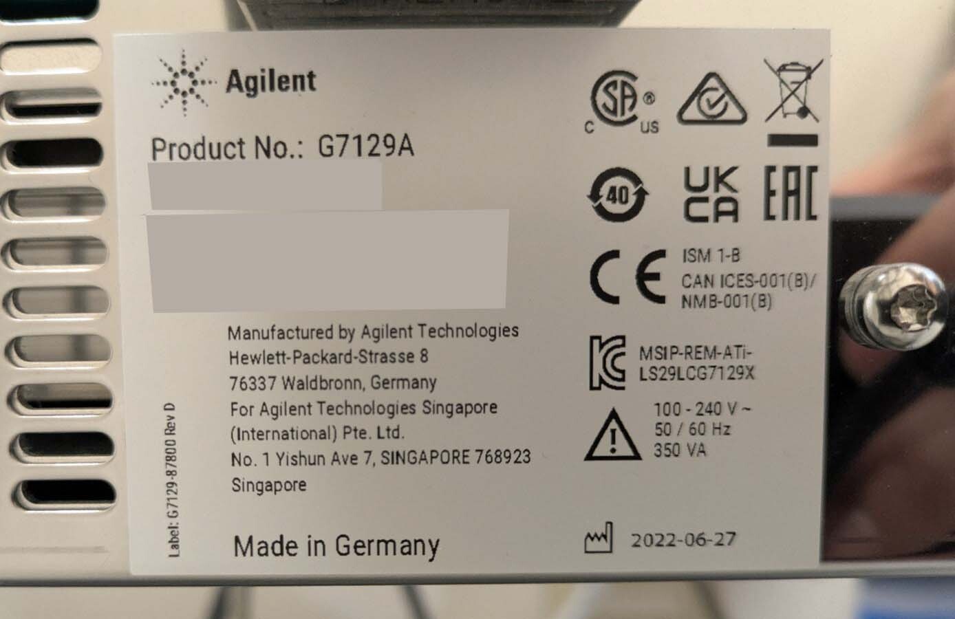 Photo Used AGILENT / HP / HEWLETT-PACKARD / KEYSIGHT 1260 Infinity II For Sale