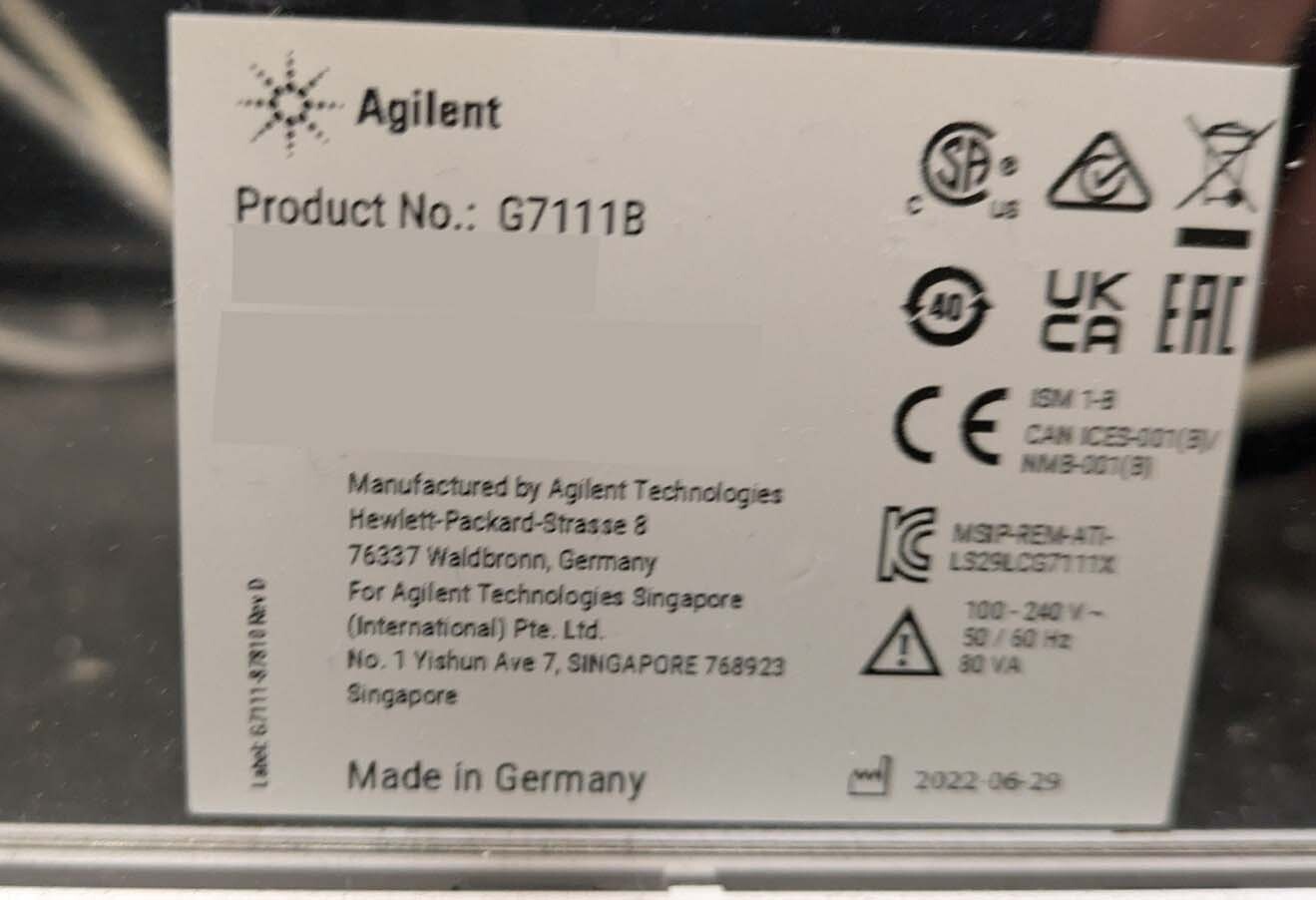 Photo Used AGILENT / HP / HEWLETT-PACKARD / KEYSIGHT 1260 Infinity II For Sale