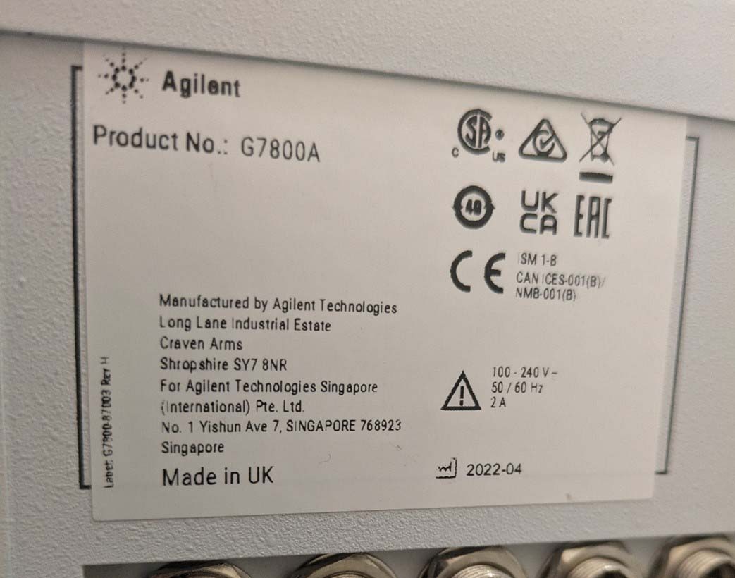 Photo Used AGILENT / HP / HEWLETT-PACKARD / KEYSIGHT 1260 Infinity II For Sale
