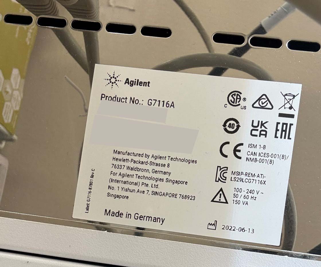 Photo Used AGILENT / HP / HEWLETT-PACKARD / KEYSIGHT 1260 Infinity II For Sale