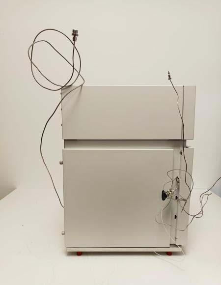 Photo Used AGILENT / HP / HEWLETT-PACKARD / KEYSIGHT 1260 Infinity II For Sale