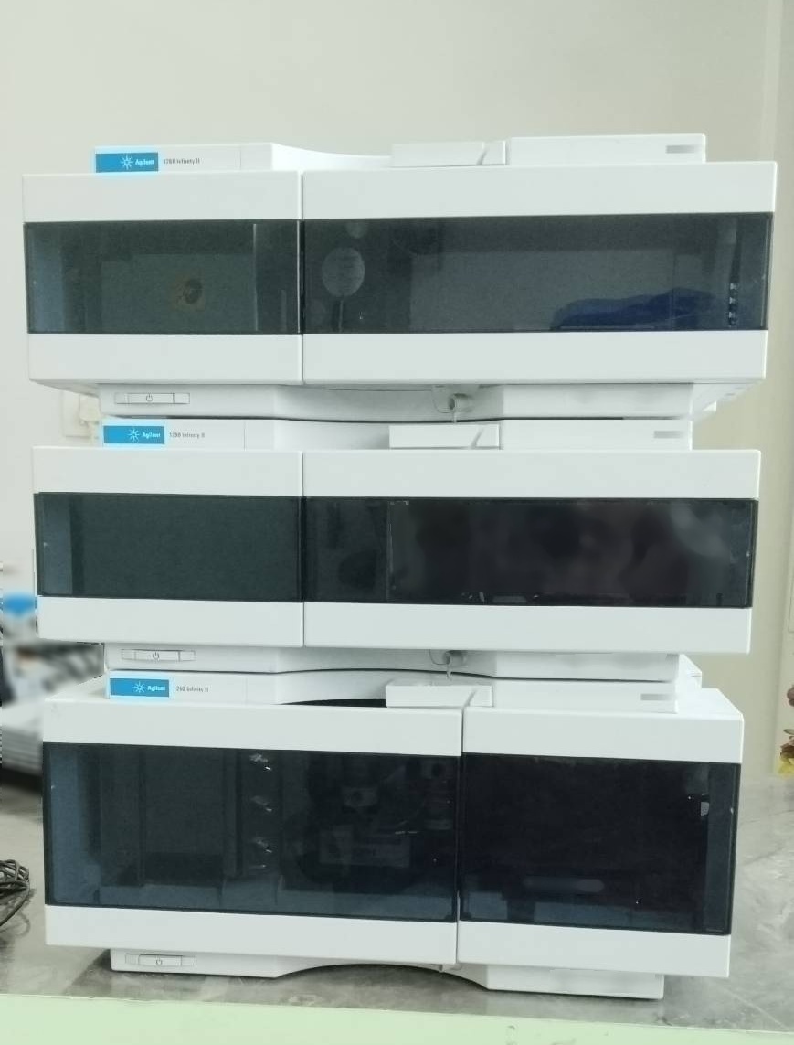 Foto Verwendet AGILENT / HP / HEWLETT-PACKARD / KEYSIGHT 1260 Infinity II Zum Verkauf