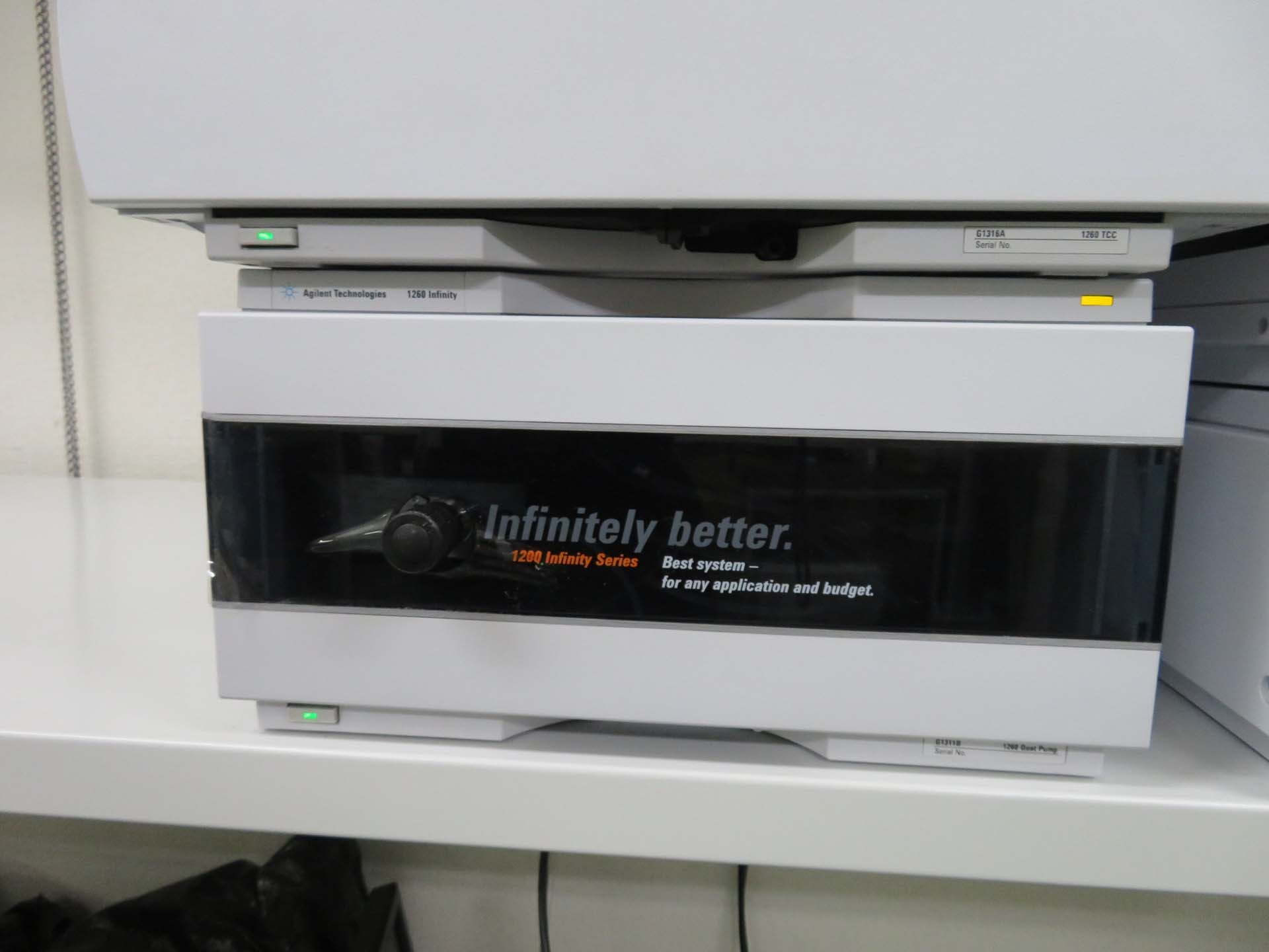 Photo Used AGILENT / HP / HEWLETT-PACKARD / KEYSIGHT 1260 Infinity For Sale