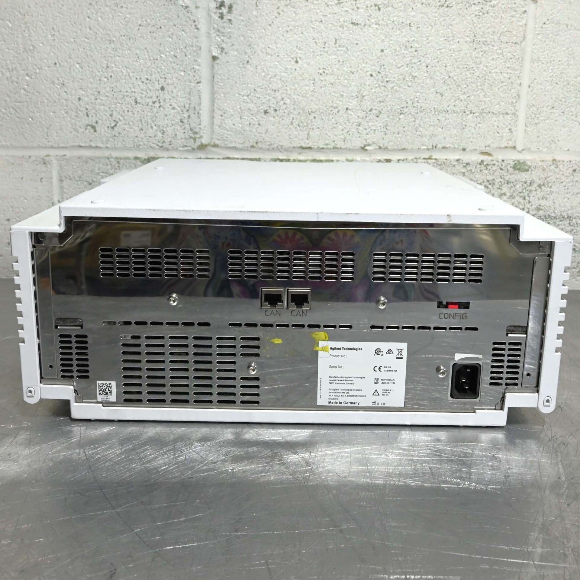 Photo Used AGILENT / HP / HEWLETT-PACKARD / KEYSIGHT 1290 Infinity II For Sale