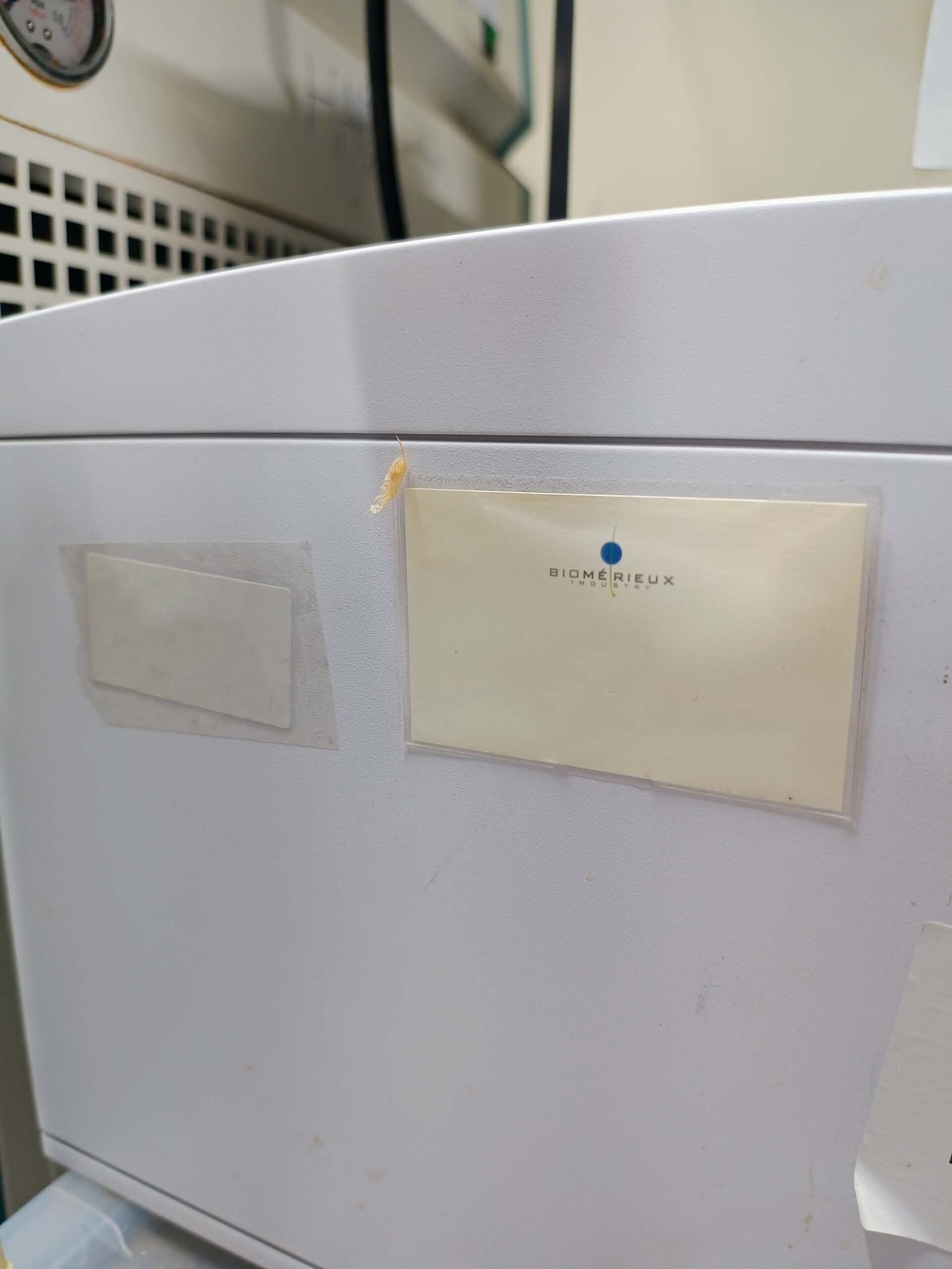Photo Used AGILENT / HP / HEWLETT-PACKARD / KEYSIGHT 2100 For Sale