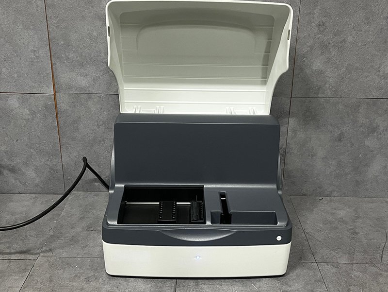 圖為 已使用的 AGILENT / HP / HEWLETT-PACKARD / KEYSIGHT 2200 TapeStation 待售