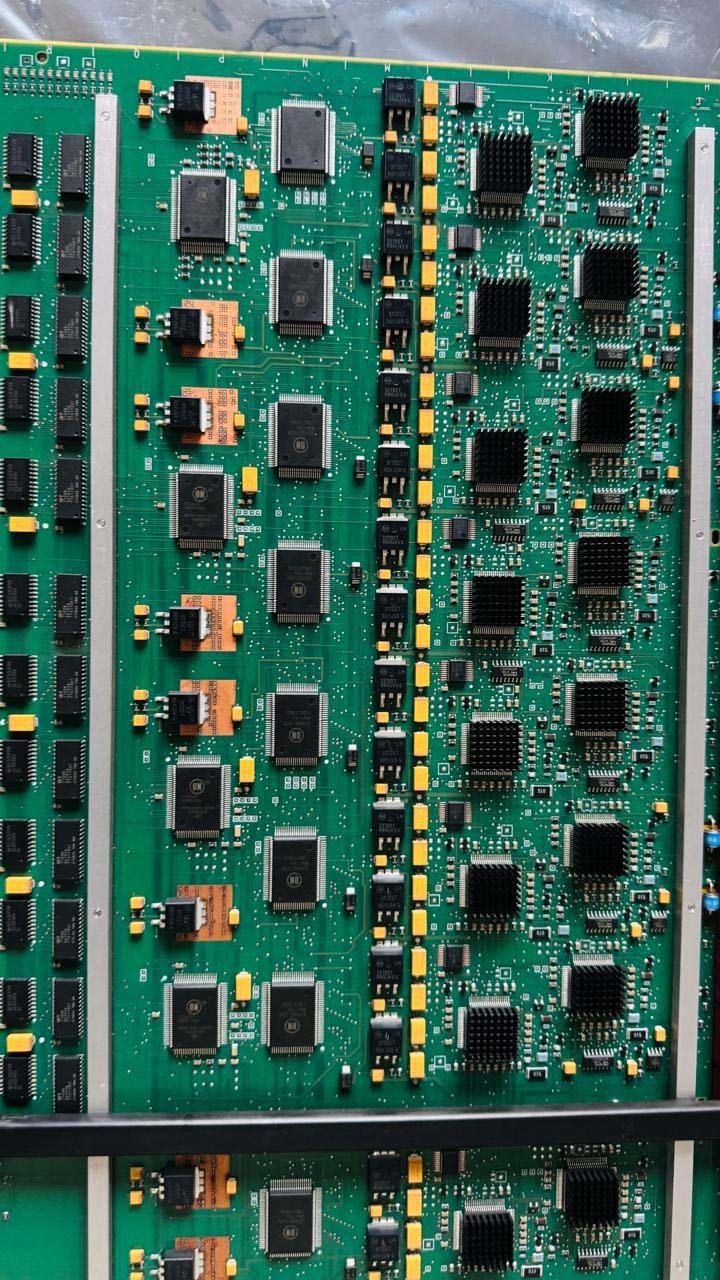 Photo Utilisé AGILENT / HP / HEWLETT-PACKARD / KEYSIGHT 3070 À vendre
