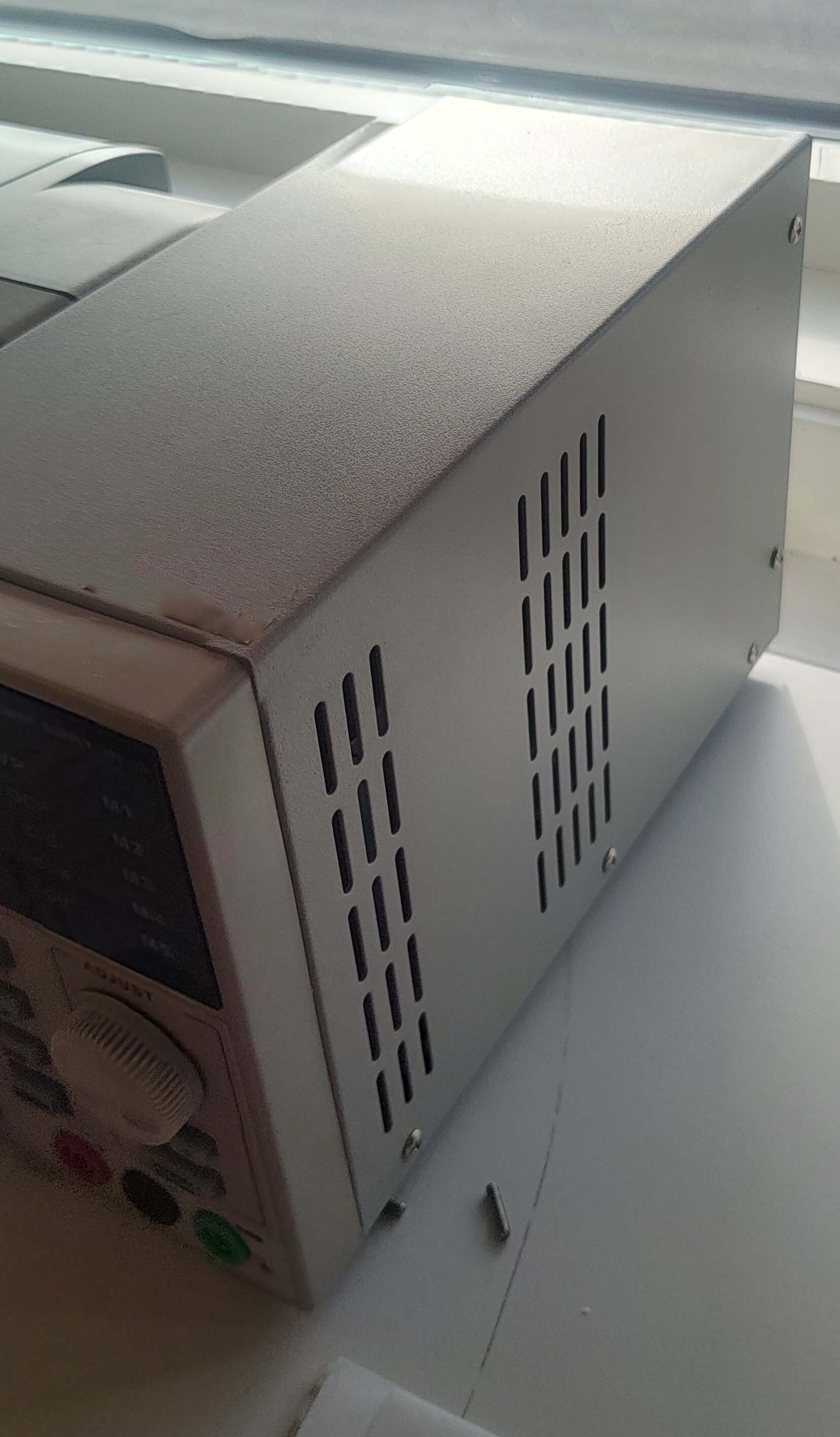 Photo Utilisé AGILENT / HP / HEWLETT-PACKARD / KEYSIGHT 33120A À vendre