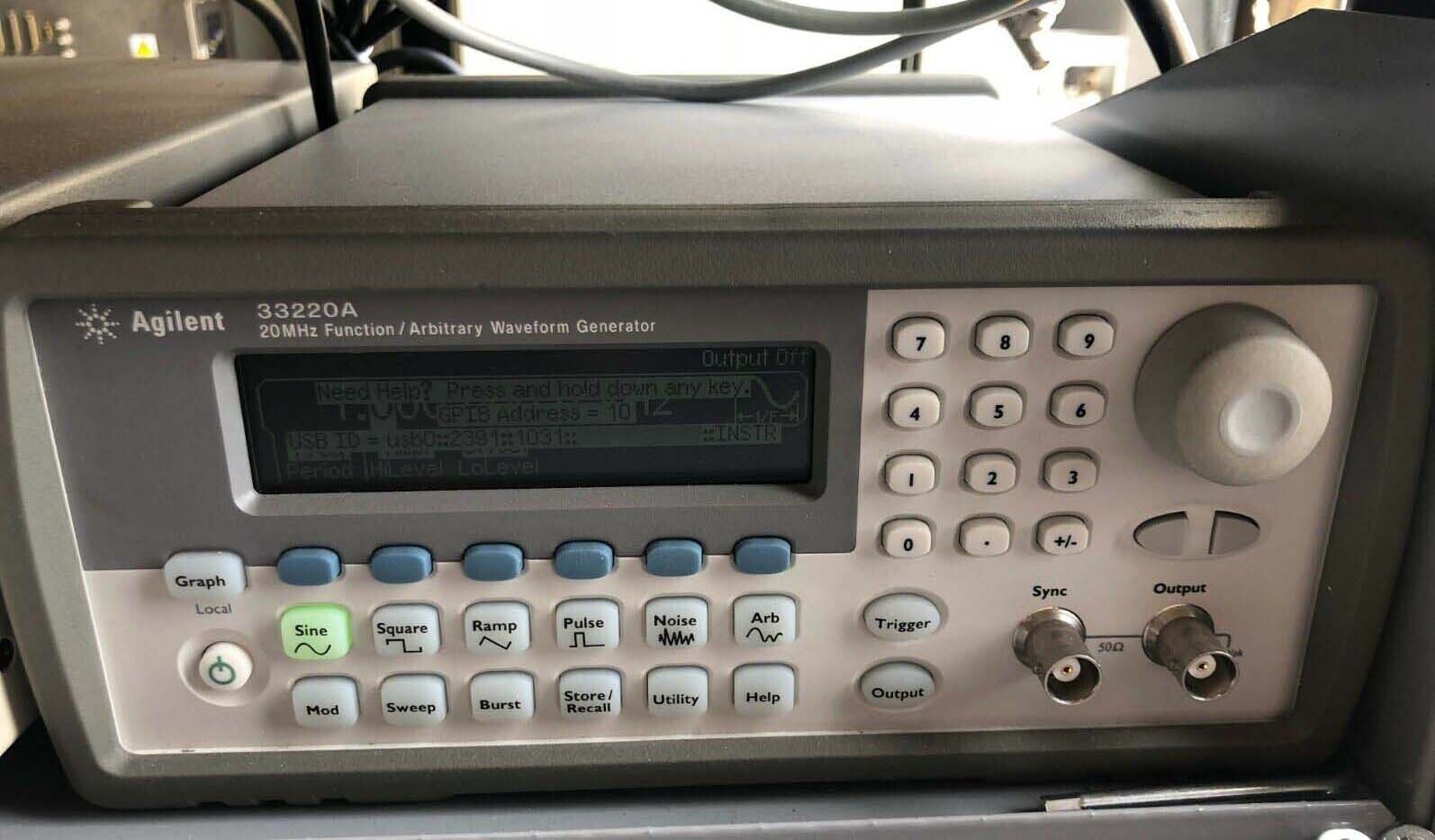 图为 已使用的 AGILENT / HP / HEWLETT-PACKARD / KEYSIGHT 33220A 待售