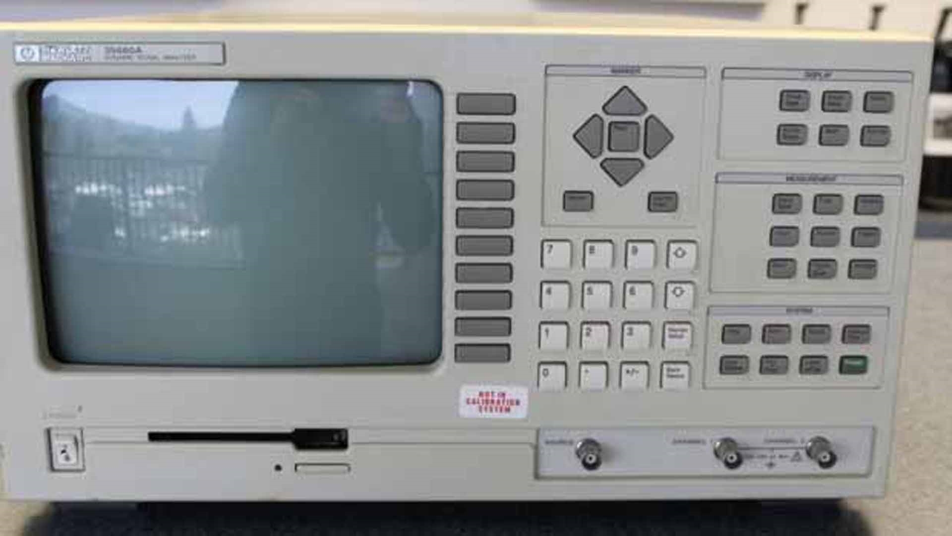 Foto Verwendet AGILENT / HP / HEWLETT-PACKARD / KEYSIGHT 35660A Zum Verkauf