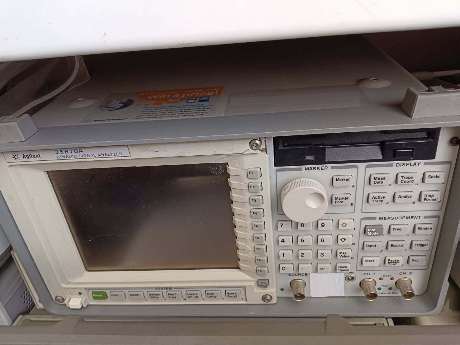 フォト（写真） 使用される AGILENT / HP / HEWLETT-PACKARD / KEYSIGHT 35670A 販売のために