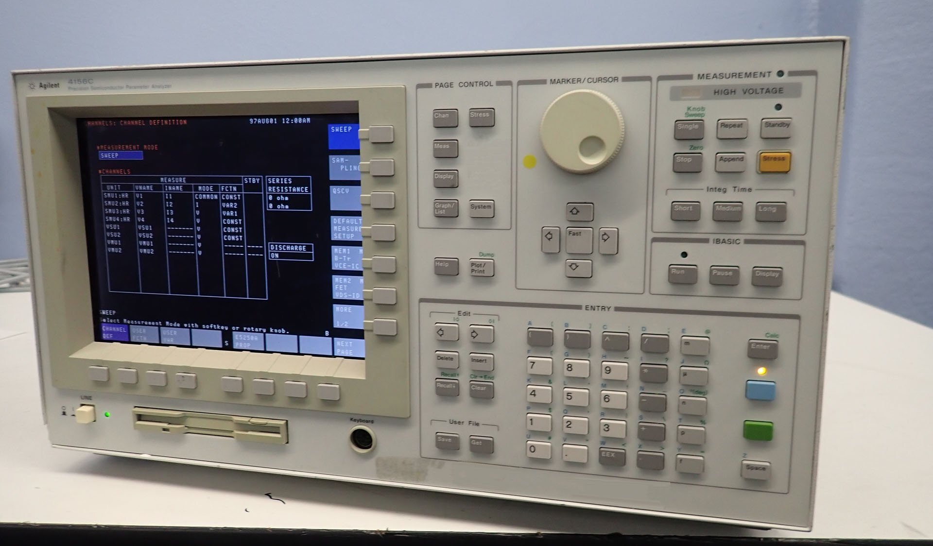 사진 사용됨 AGILENT / HP / HEWLETT-PACKARD / KEYSIGHT 4156C 판매용