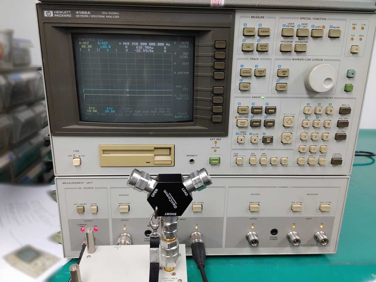 Photo Used AGILENT / HP / HEWLETT-PACKARD / KEYSIGHT 4195A For Sale