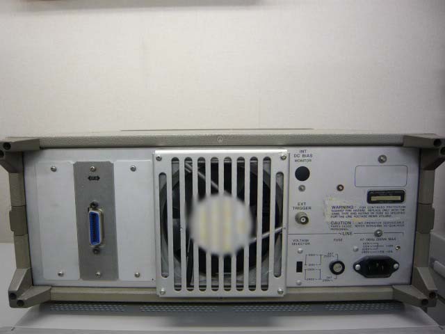 Foto Verwendet AGILENT / HP / HEWLETT-PACKARD / KEYSIGHT 4284A Zum Verkauf