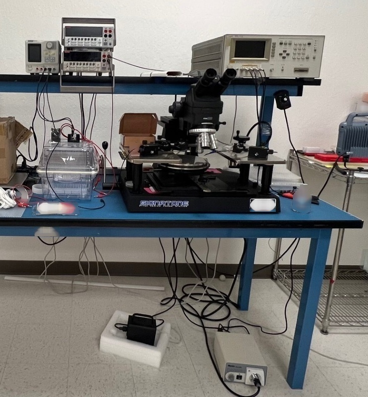 Foto Verwendet AGILENT / HP / HEWLETT-PACKARD / KEYSIGHT 4284A Zum Verkauf