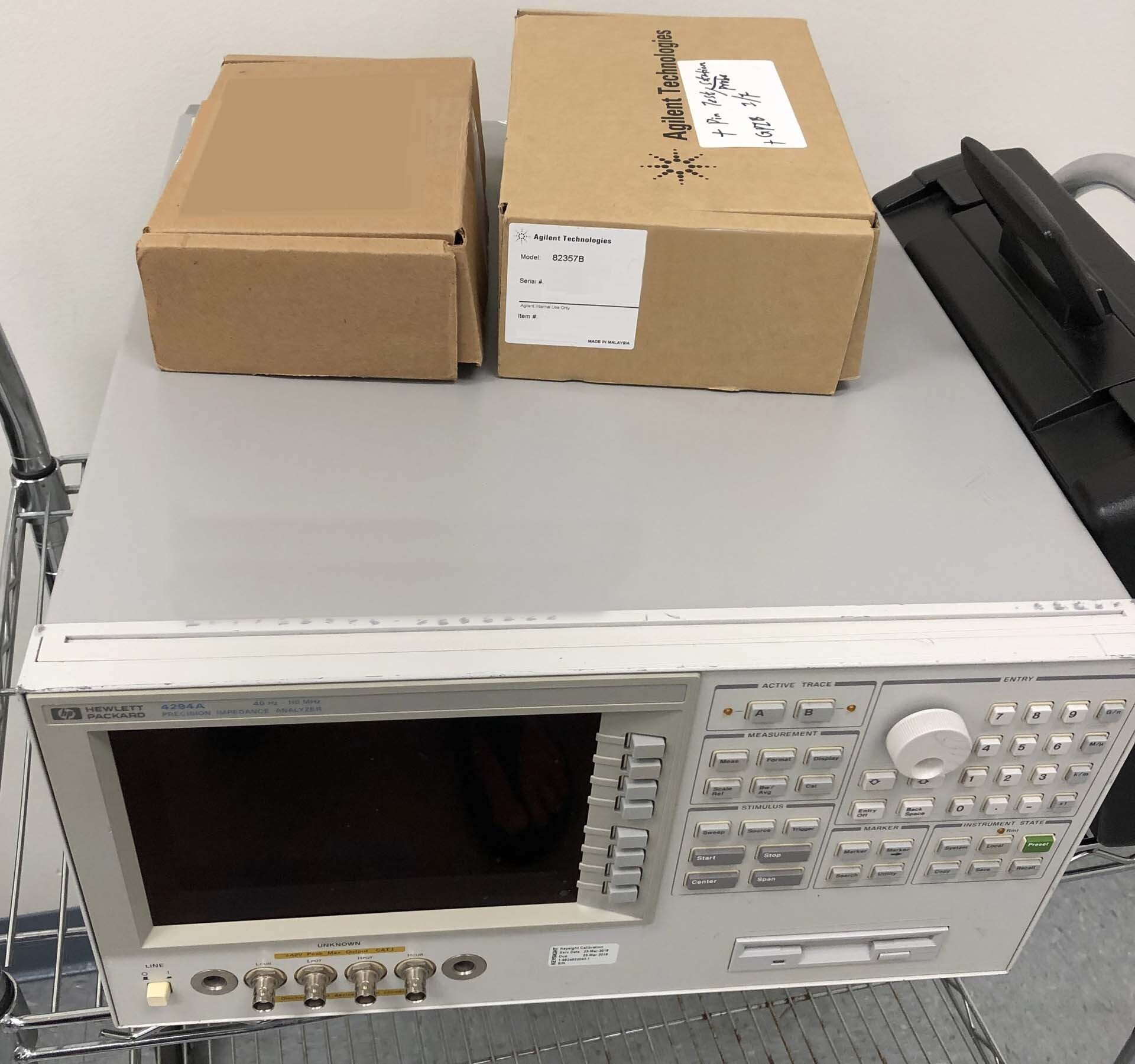 Photo Utilisé AGILENT / HP / HEWLETT-PACKARD / KEYSIGHT 4294A À vendre