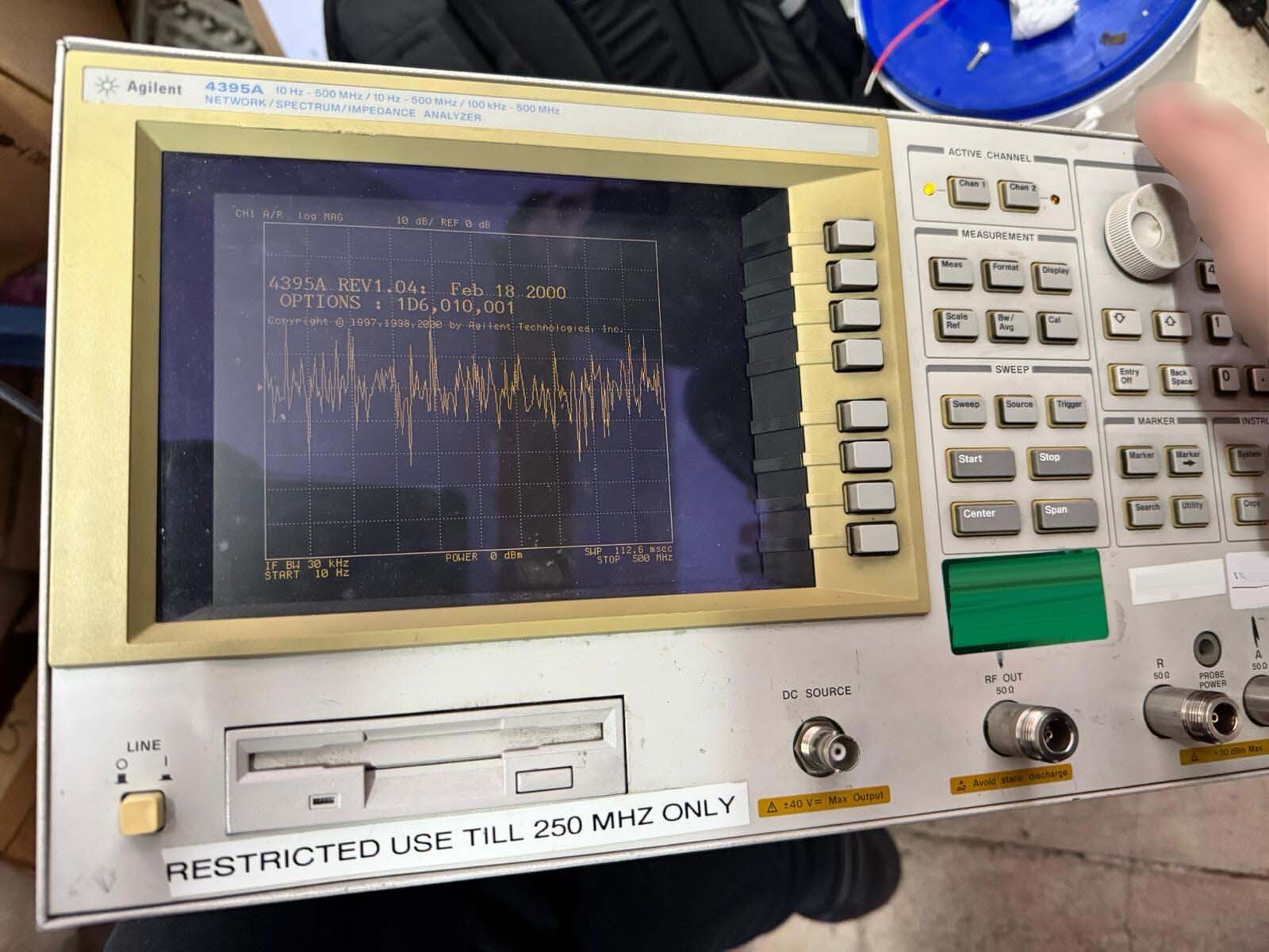 Photo Used AGILENT / HP / HEWLETT-PACKARD / KEYSIGHT 4395A For Sale