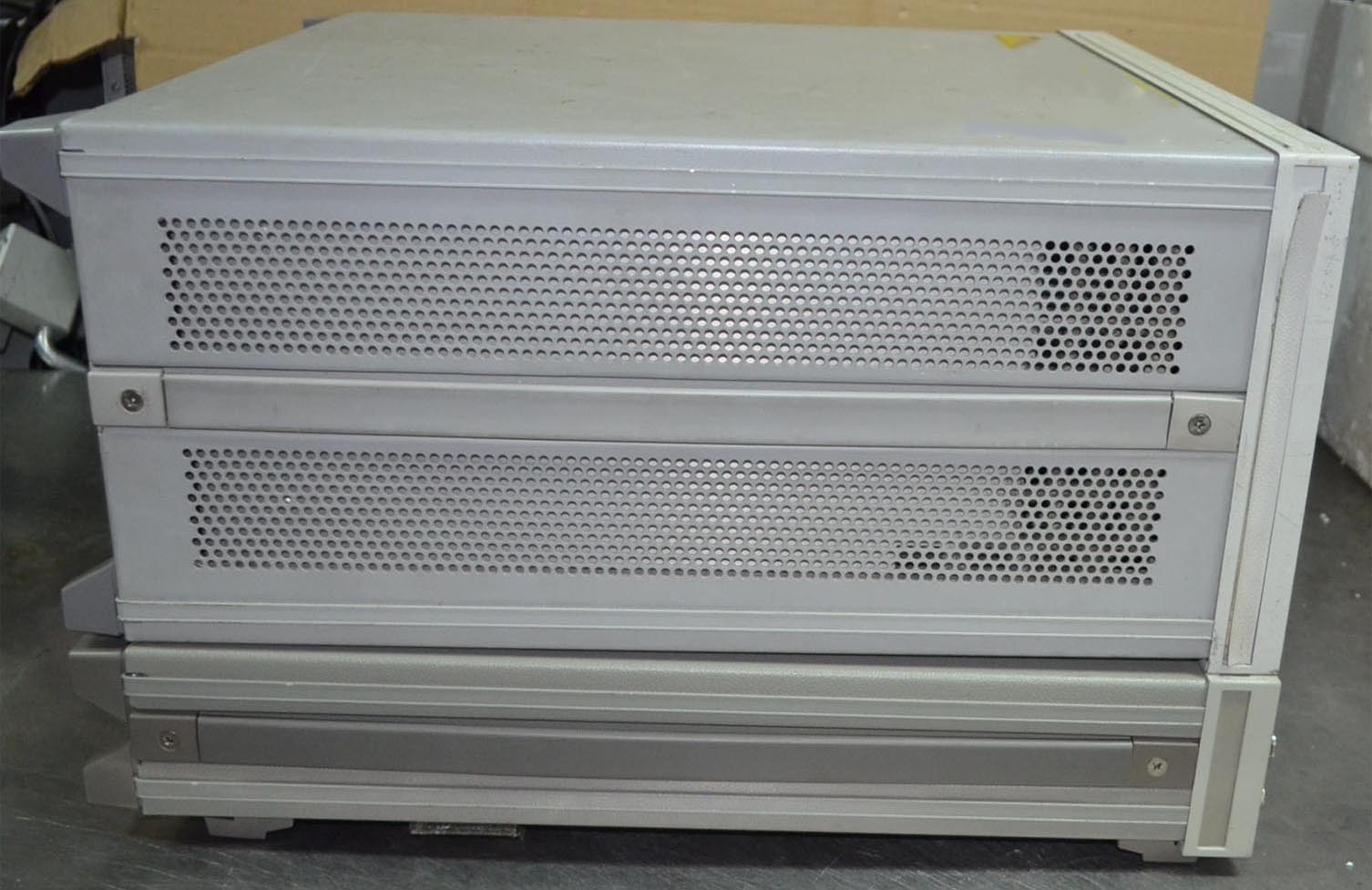 Photo Utilisé AGILENT / HP / HEWLETT-PACKARD / KEYSIGHT 4395A À vendre