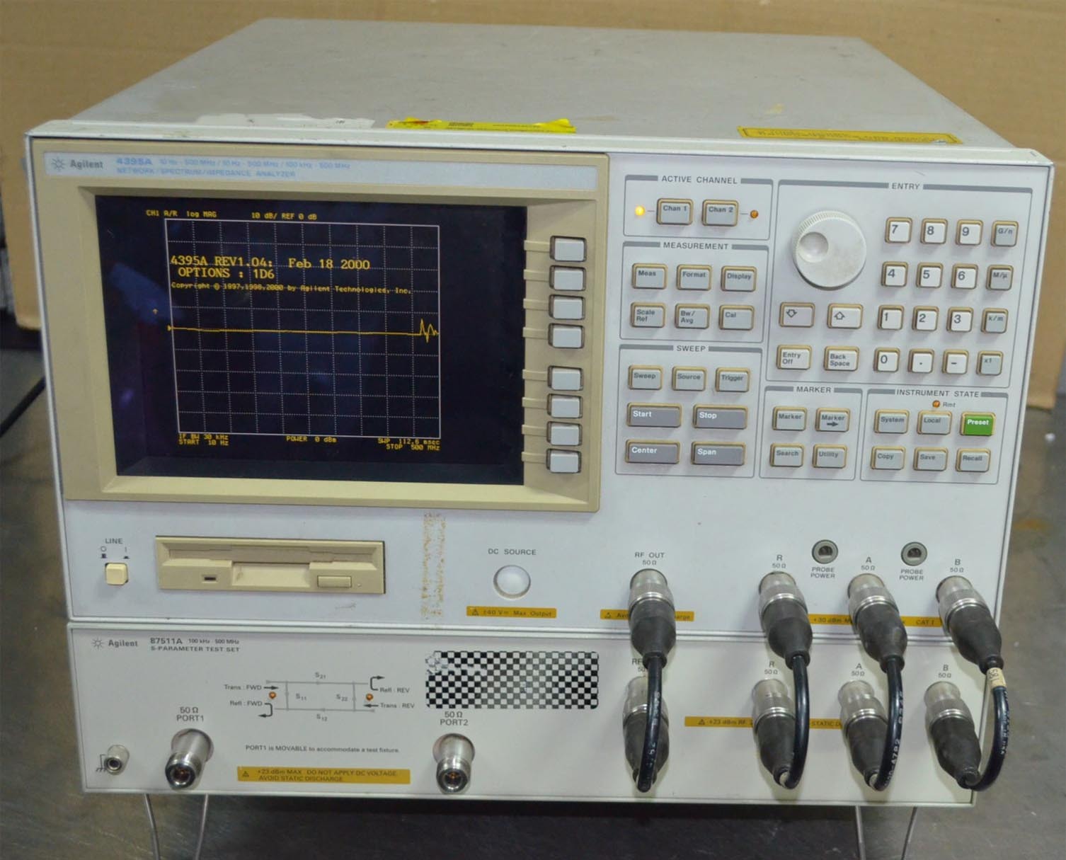 Photo Utilisé AGILENT / HP / HEWLETT-PACKARD / KEYSIGHT 4395A À vendre