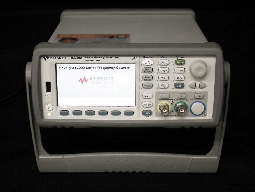 Photo Used AGILENT / HP / HEWLETT-PACKARD / KEYSIGHT 53220A For Sale