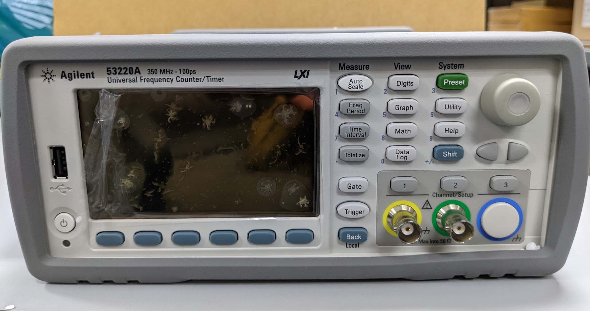 Photo Utilisé AGILENT / HP / HEWLETT-PACKARD / KEYSIGHT 53220A À vendre