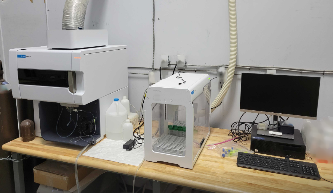 Photo Utilisé AGILENT / HP / HEWLETT-PACKARD / KEYSIGHT 5800 À vendre
