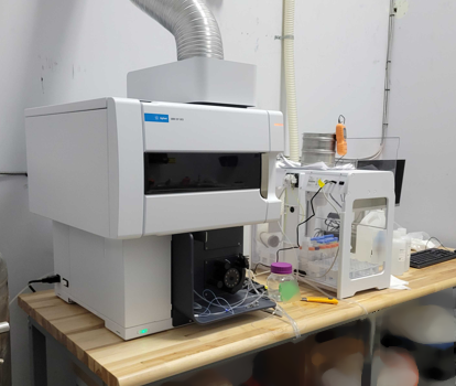 Photo Utilisé AGILENT / HP / HEWLETT-PACKARD / KEYSIGHT 5800 À vendre