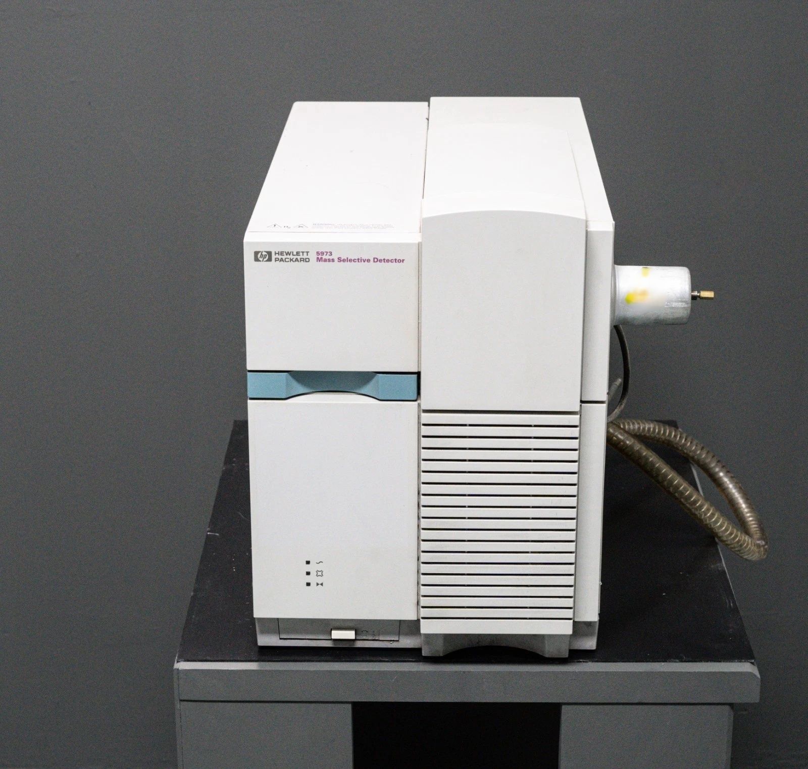 사진 사용됨 AGILENT / HP / HEWLETT-PACKARD / KEYSIGHT 5973 판매용