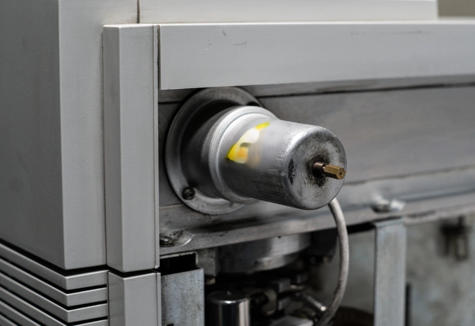 사진 사용됨 AGILENT / HP / HEWLETT-PACKARD / KEYSIGHT 5973 판매용